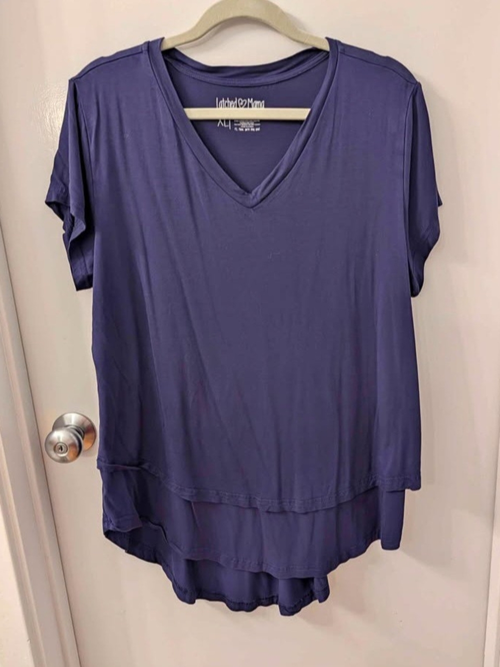 Latched Mama Navy V-Neck Boyfriend Nursing Short Sleeve Top